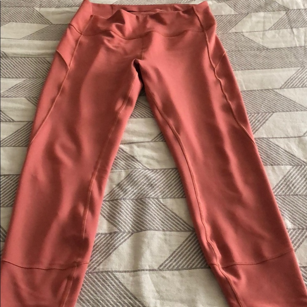 Lululemon In Movement 25 Rustic Coral -Size 10
